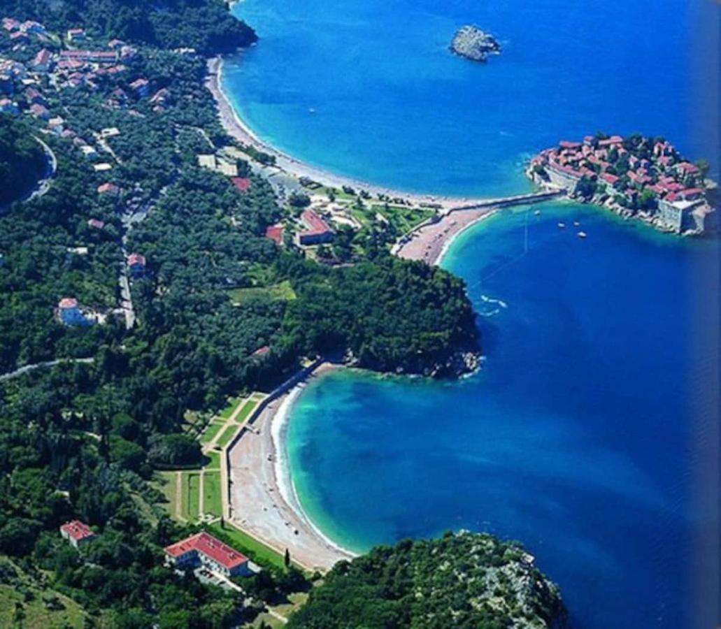Beauty Apartment In Blue Star Complex Przno Montenegro Bagian luar foto