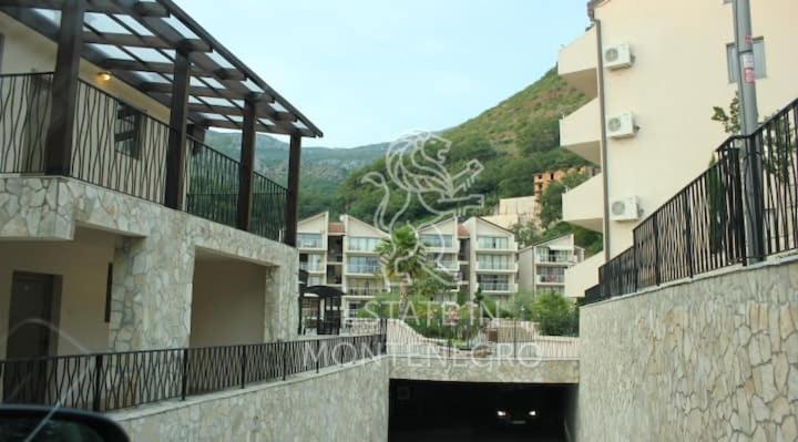 Beauty Apartment In Blue Star Complex Przno Montenegro Bagian luar foto